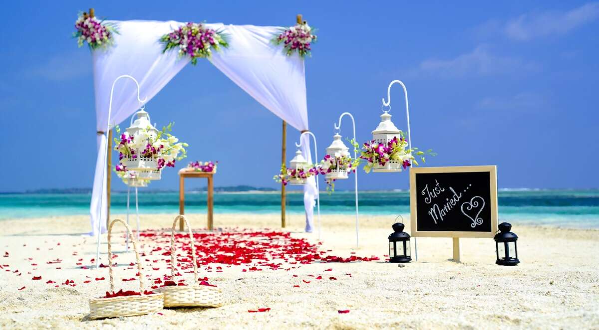 Do Destination Weddings really cost less then Traditional Weddings?
