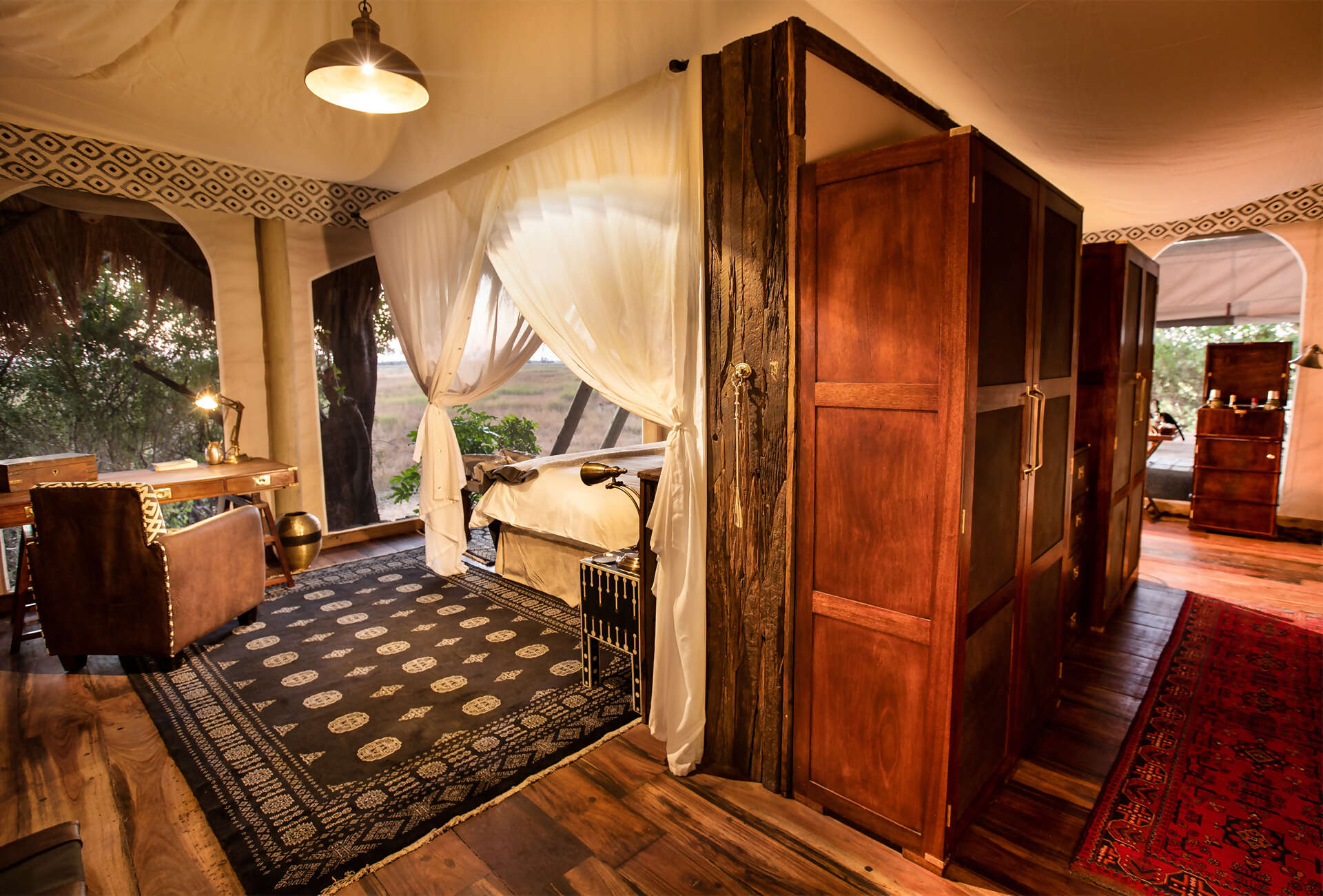 08Great-Plains-Selinda-Suite-room.jpg