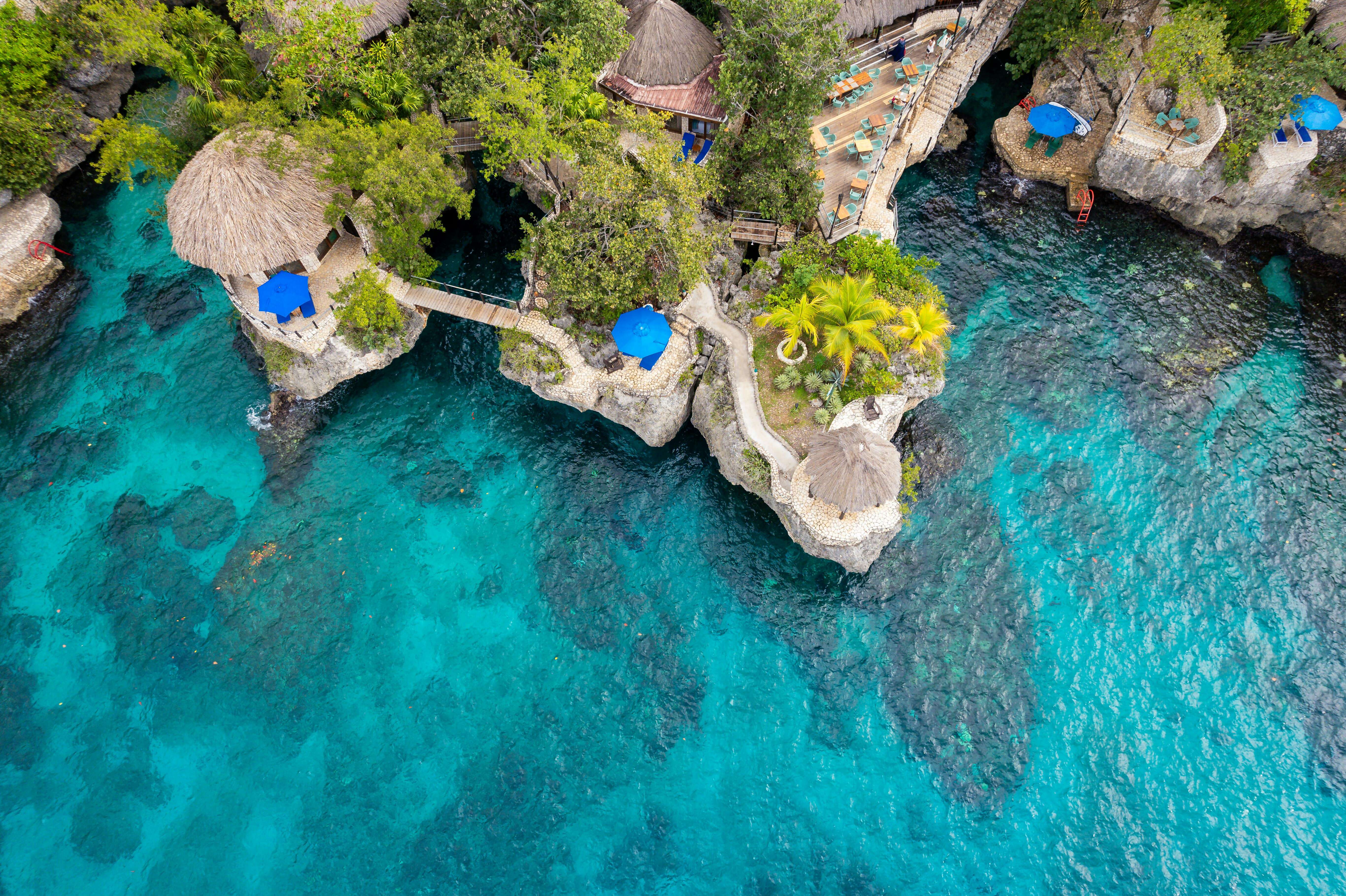 Discover the Magic of Jamaica: Sun, Rhythm, and Adventure Await!