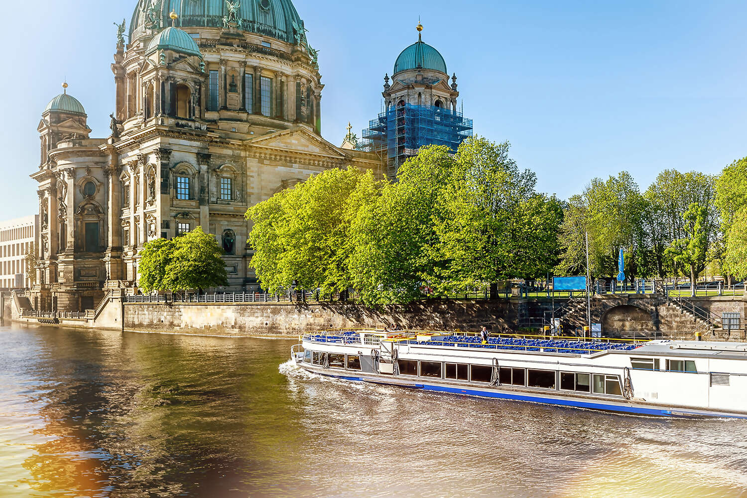 River cruise