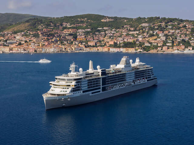 Enjoy up to $10,000 savings on our Expedition Voyages and up to $6,000 savings on Classic Voyages with SIlversea