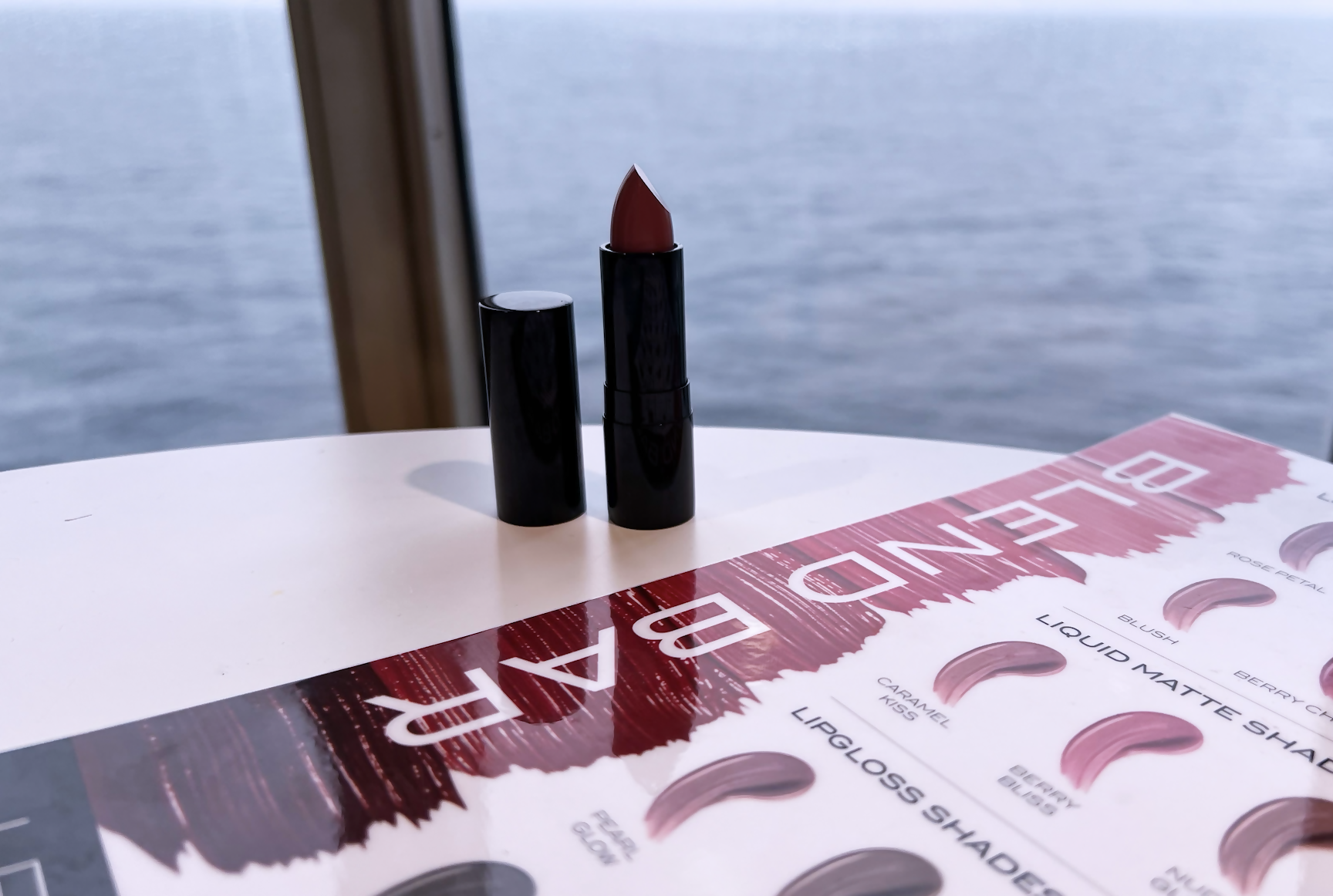 Holland America Line Debuts First Lipstick Blending Bar at Sea