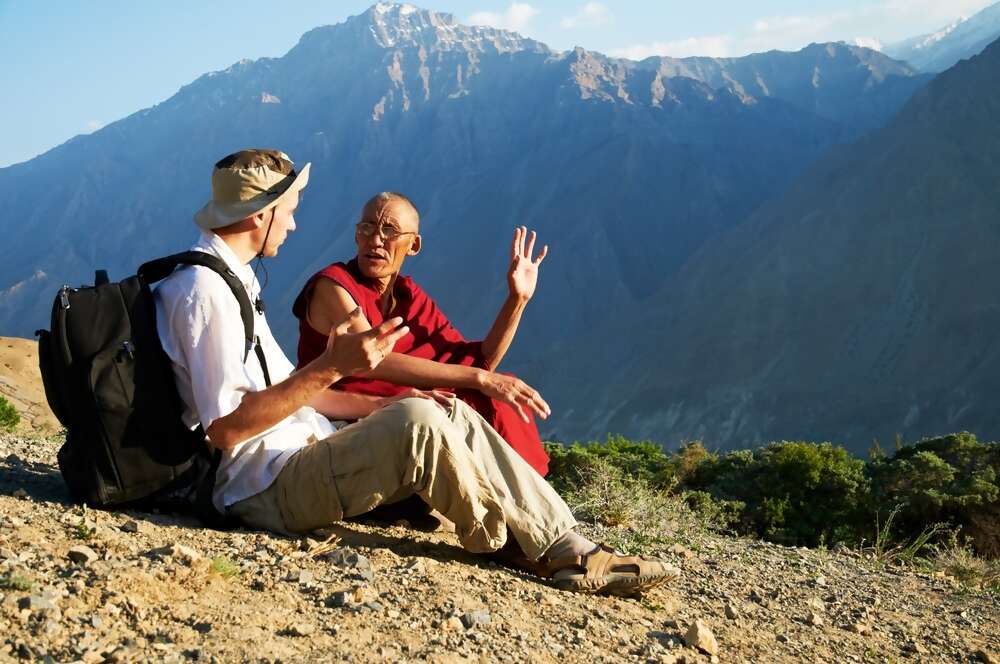 10 Hindi phrases you need to know before you go