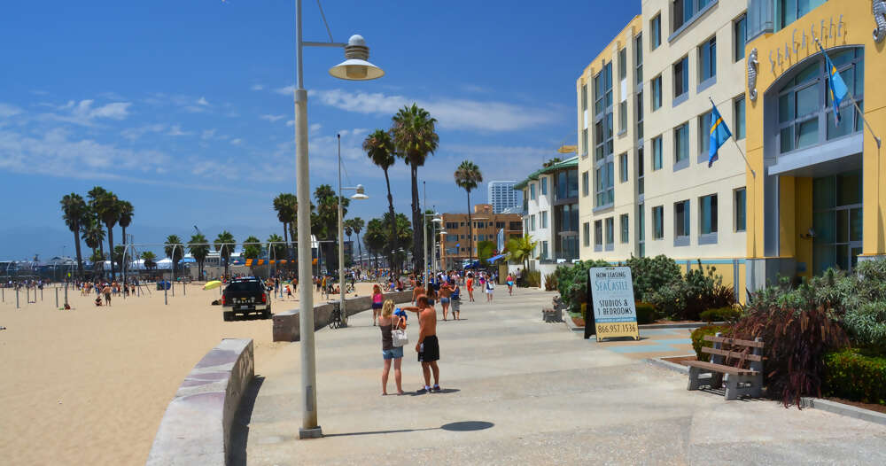 Pacific Inn and Suites