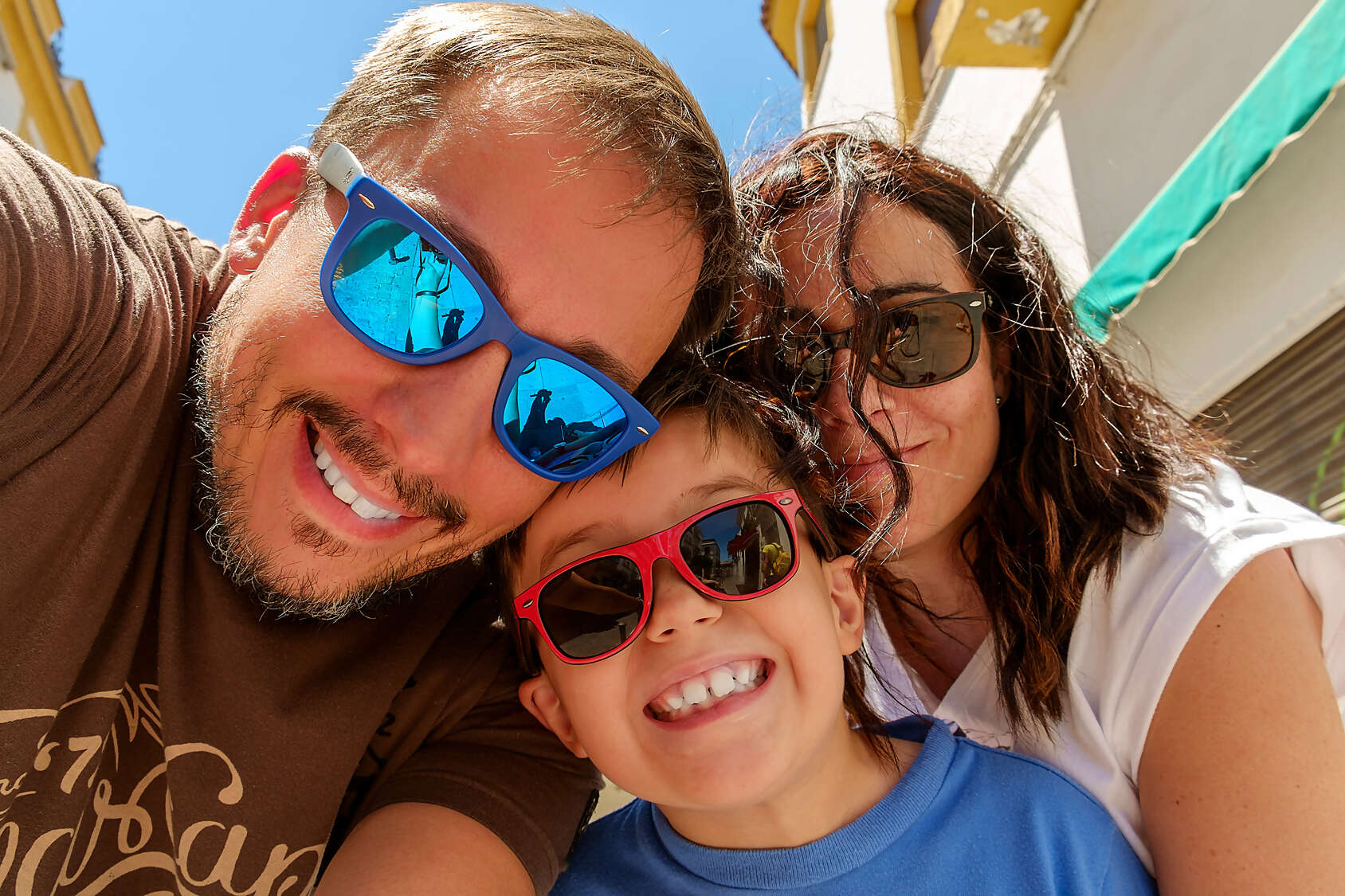 3 Family Friendly Must-see Attractions in Orlando Florida.
