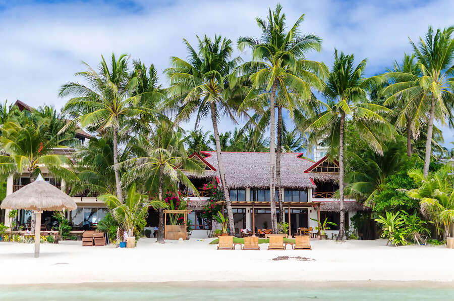 Top ten reasons why you must visit the Philippines.