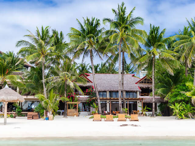 Top ten reasons why you must visit the Philippines.