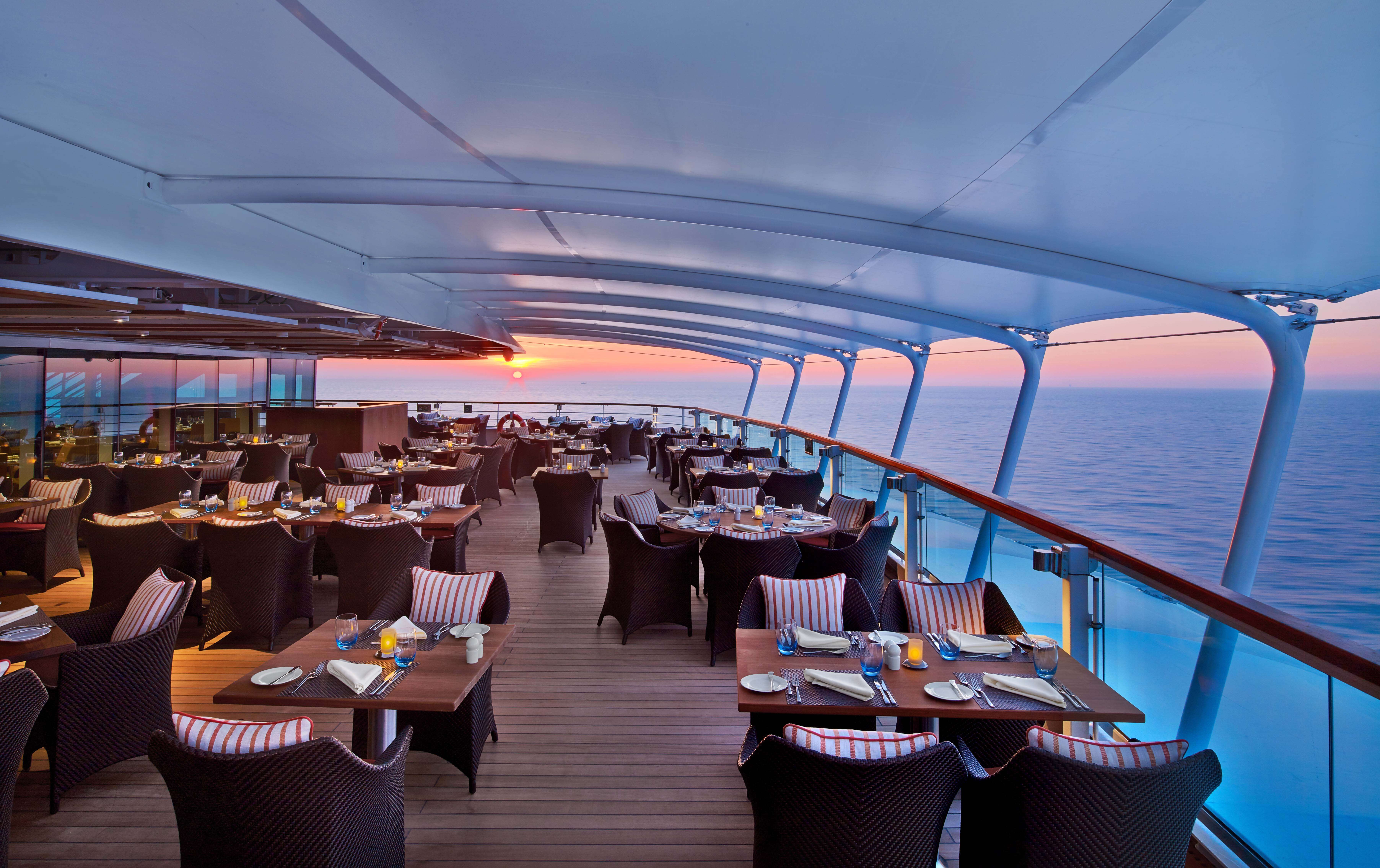 Seabourn_Encore_28TheColonnade_EL1621.jpg