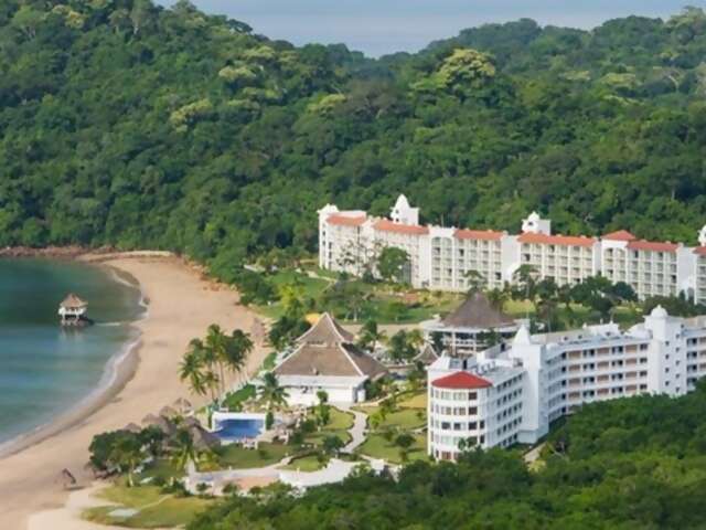Resort Spotlight: Dreams Resorts & Spas, For All Ages