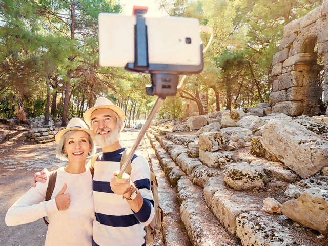 Vacation Photo Etiquette