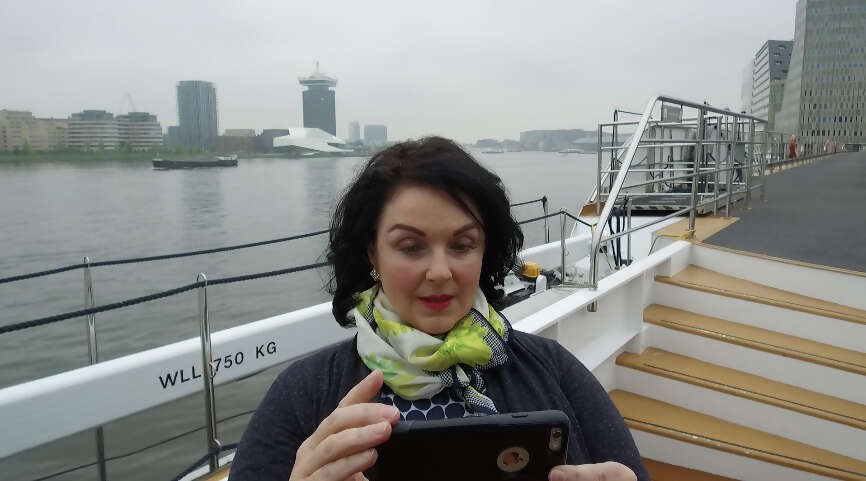 Social Media Safety Tips for Cruise Travelers