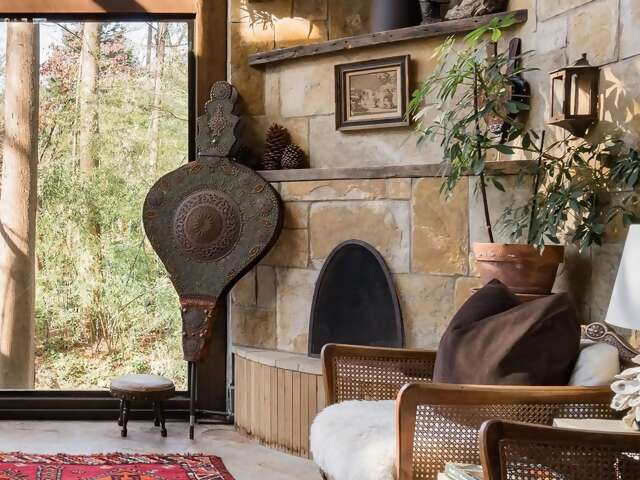 Tucked among Japanese maples in the Little Forest Hills neighborhood, Superhost Danielle’s handcrafted home lets you sink into th