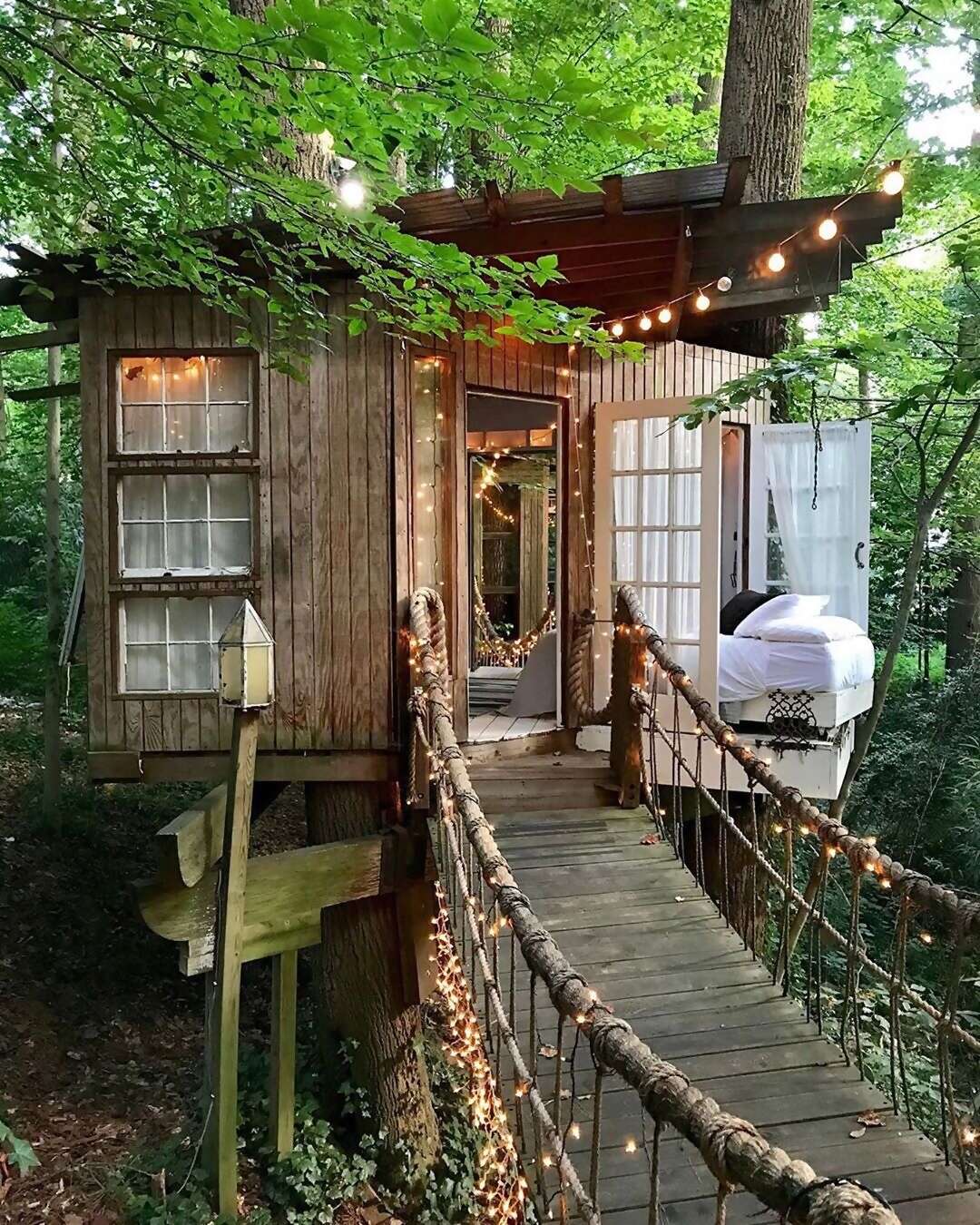 Superhosts Peter and Katie’s urban treehouse hasn’t let fame go to its head