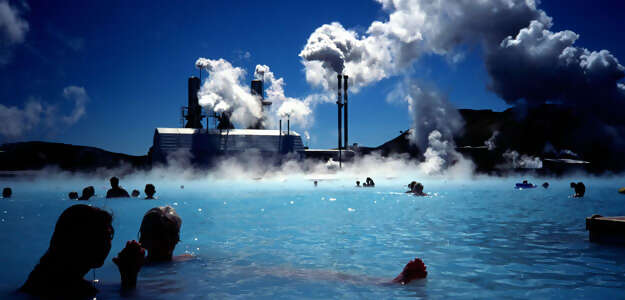 Local Living Iceland—Northern Lights & Reykjavík