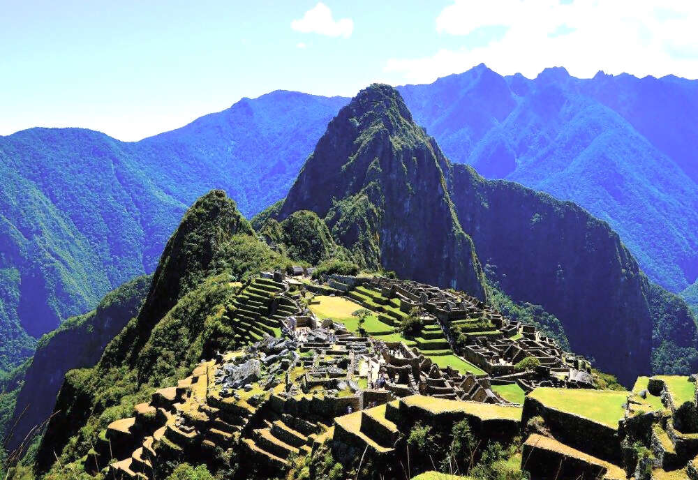 Machu Picchu & Galapagos Wonders featuring a 4-Night Cruise