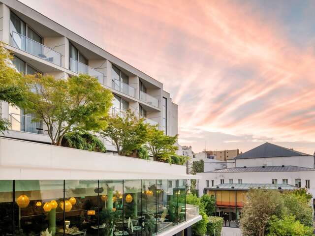 Renaissance Paris Arc de Triomphe Hotel